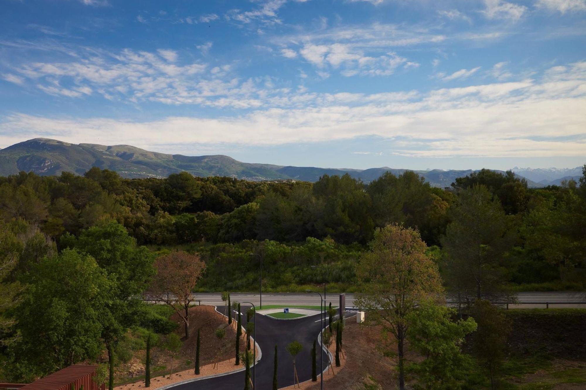 Hotel Moxy Sophia Antipolis Biot